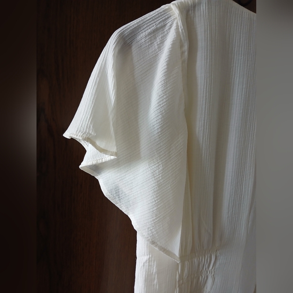 New H&M Cream Pleated Maxi Dress Flutter Sleeve Smocked Waist EcoVero Size S NWT - Picture 8 of 15